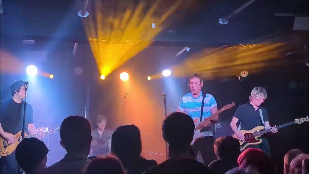 BUZZCOCKS -  MOVING AWAY FROM THE PULSEBEAT - LIVE AT MANCHESTER ACADEMY 3