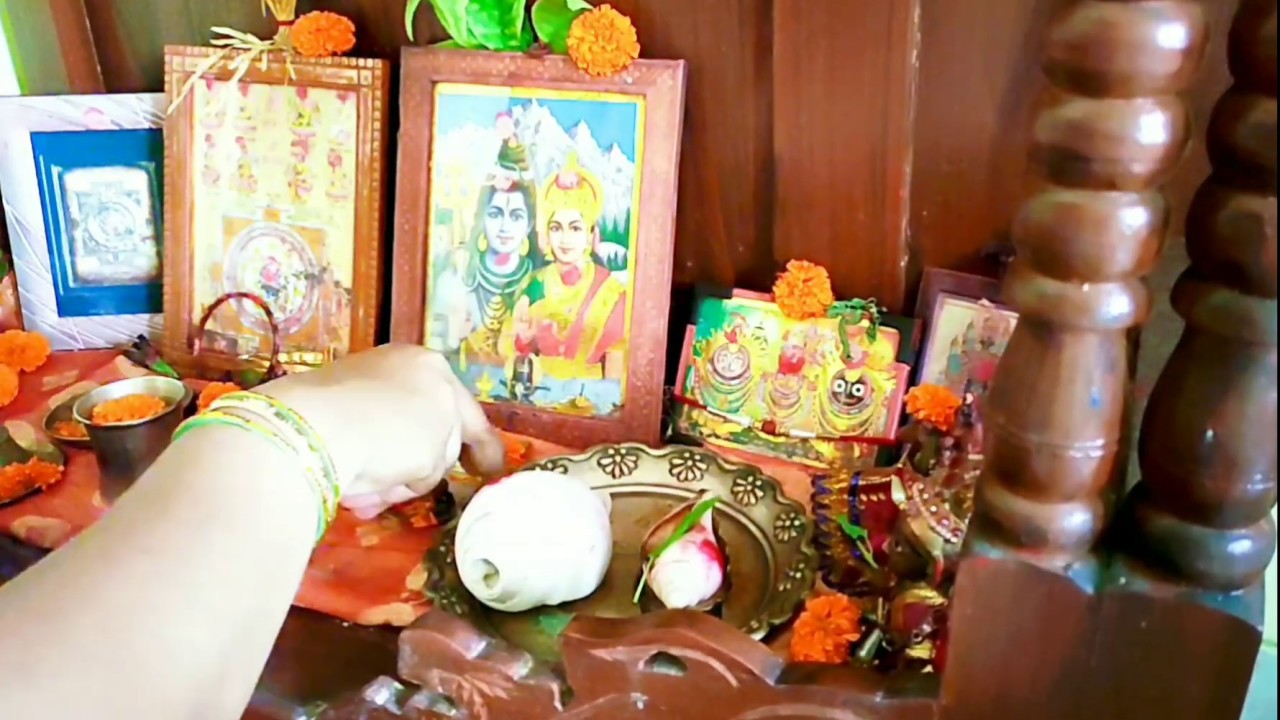 My Everyday Morning Puja Routine....How i do puja at home...