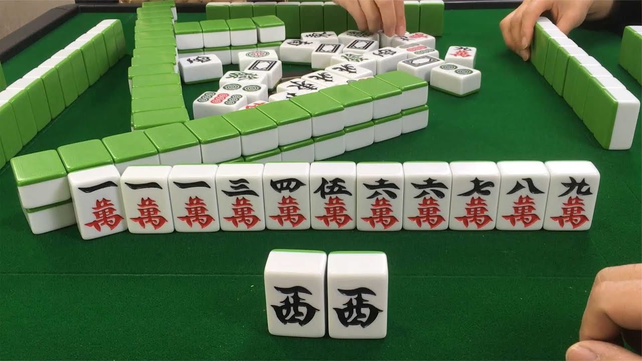麻将也玩了几十年，今天这是碰上麻将奇才了，自己真是太肤浅了