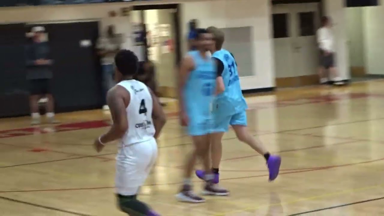 NOLAN NEWBERG SCORES 5 POINTS AND THROWS THE GAME-WINNING ASSIST!!