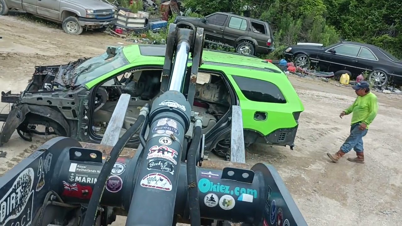 1.4 Million Views from this Junkyard 🤠👍