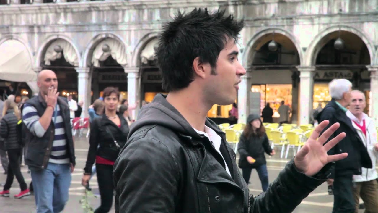 Meghan (Strawburry17) and Jimmy Wong take on the Venice Challenge-The RoadTrip 2012-Contiki-Ep 5