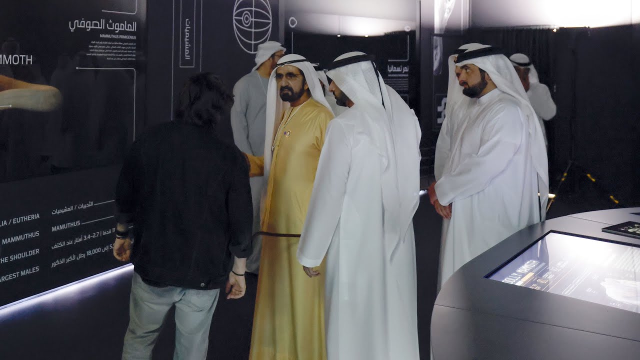 محمد بن راشد يتفقد مختبر الحياة والتنوّع البيولوجي ضمن منصة متحف المستقبل في القمة العالمية للحكومات