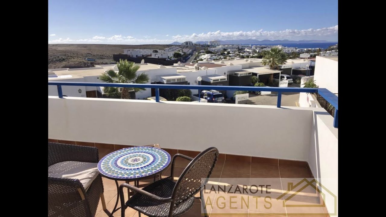 Terraced 3 Bedroom Villa In Lanzarote With Sea And Mountain Views In Las Coloradas Of Playa Blanca