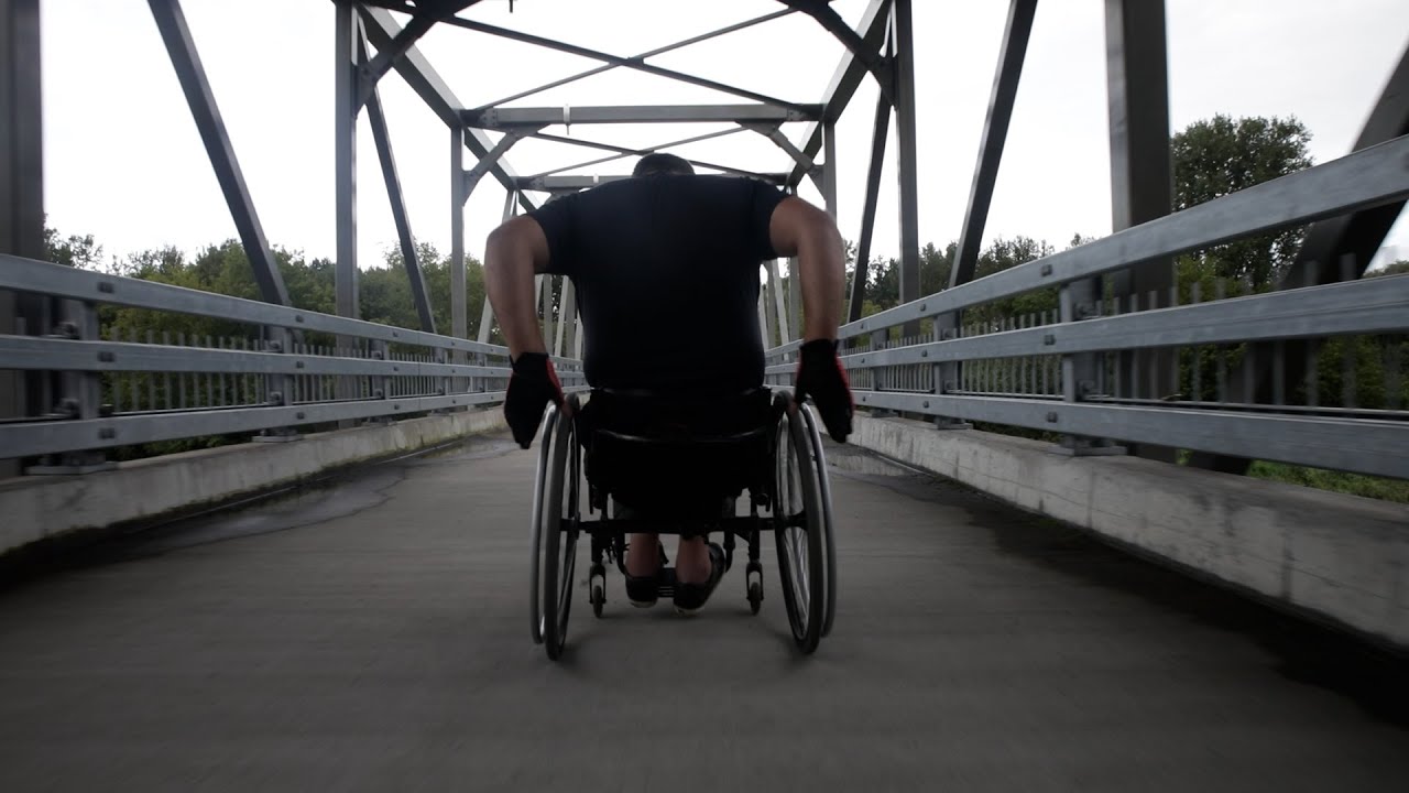 Esprit sportif: Automne 2023 Ép10 - La course en fauteuil roulant