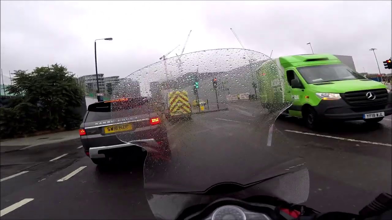 Vai trabalhar de motoboy em Londres , dicas para iniciantes sem Inglês.