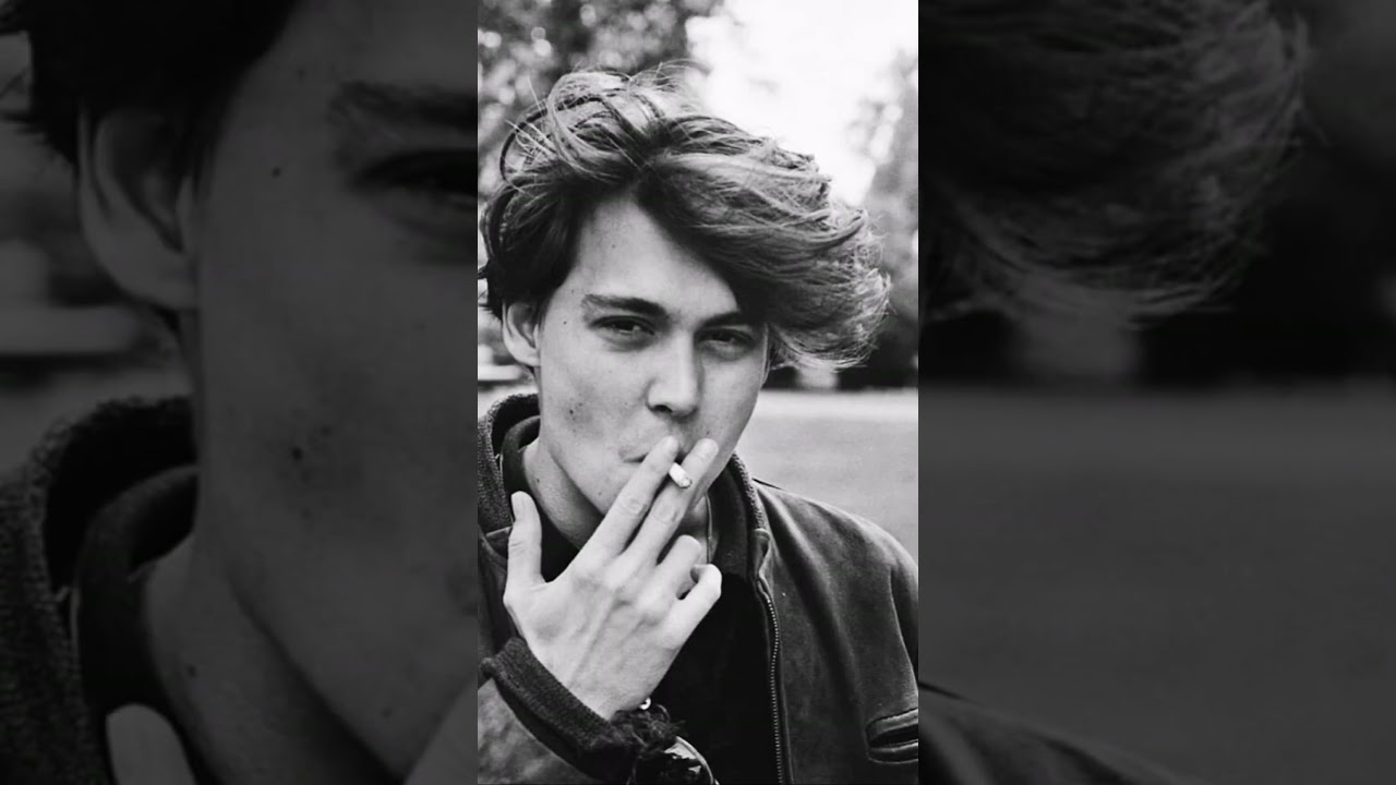 JOHNNY DEPP SMOKE WHATSAPP STATUS~#shorts #johnnydepp #johnny #viral #actor #hollywood #smoke