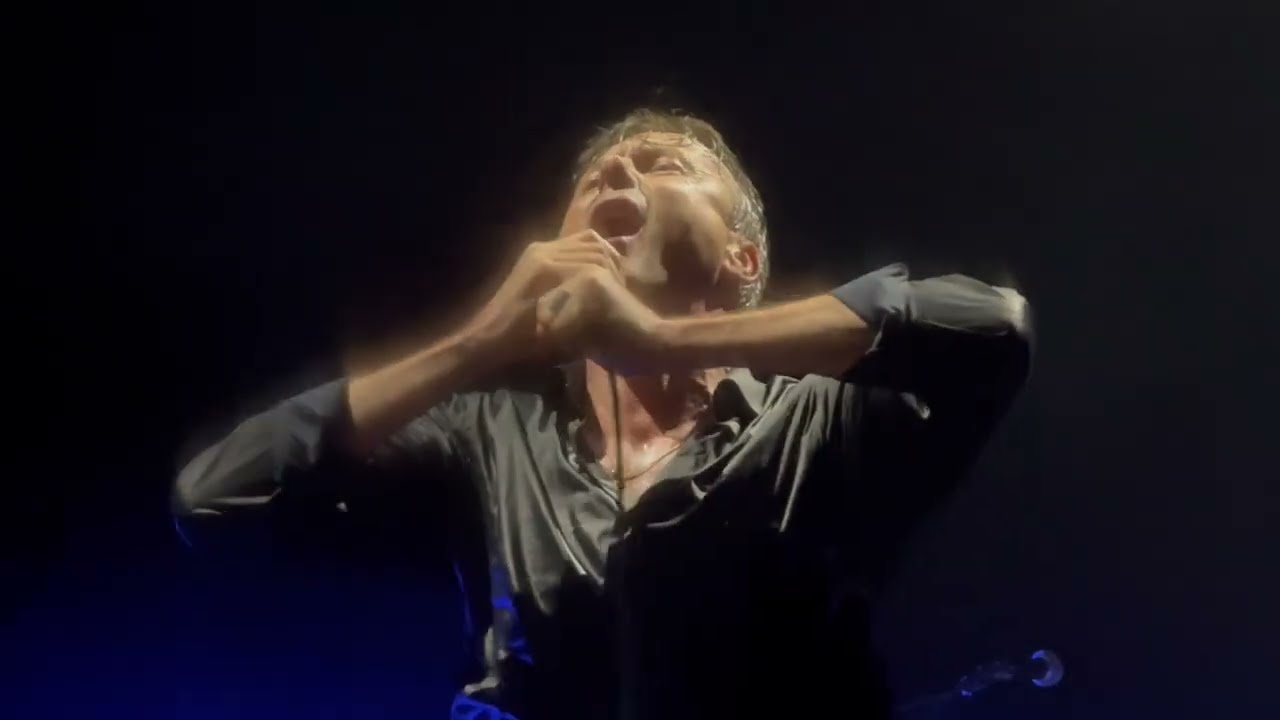@SuedeHQ Suede - The Asphalt World (acoustic piano version) Royal Festival Hall Southbank 14 Sept 25