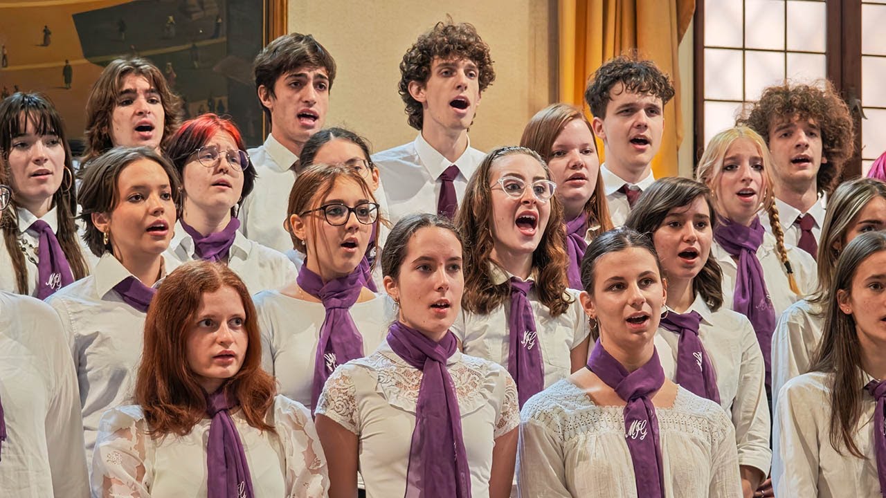 MADÁCH GIMNÁZIUM ÉNEKKARA - International Choral Competition 