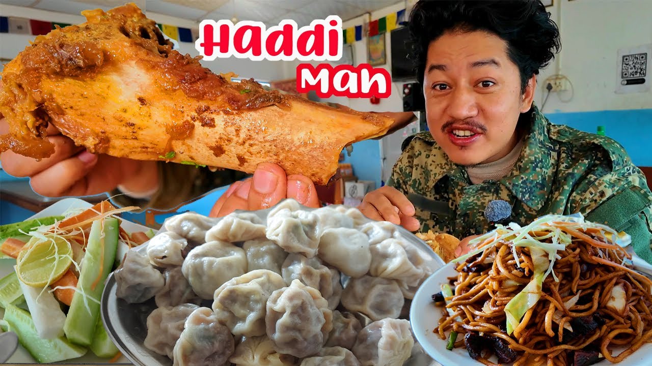 30 MOMO, Chowmein, salad and Bonemarrow Haddi | Sanibar ko din