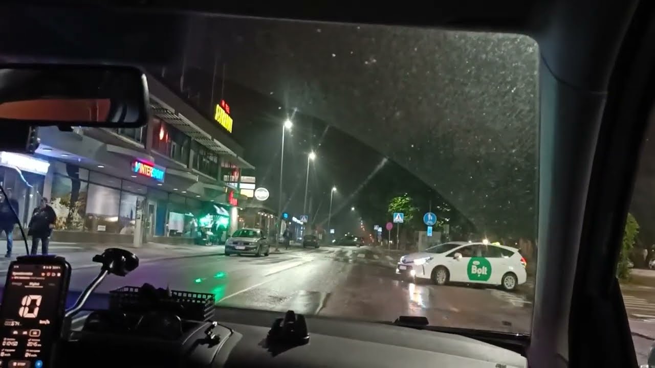 Driving through Porvoo at Night. #driving #porvoo #finland 