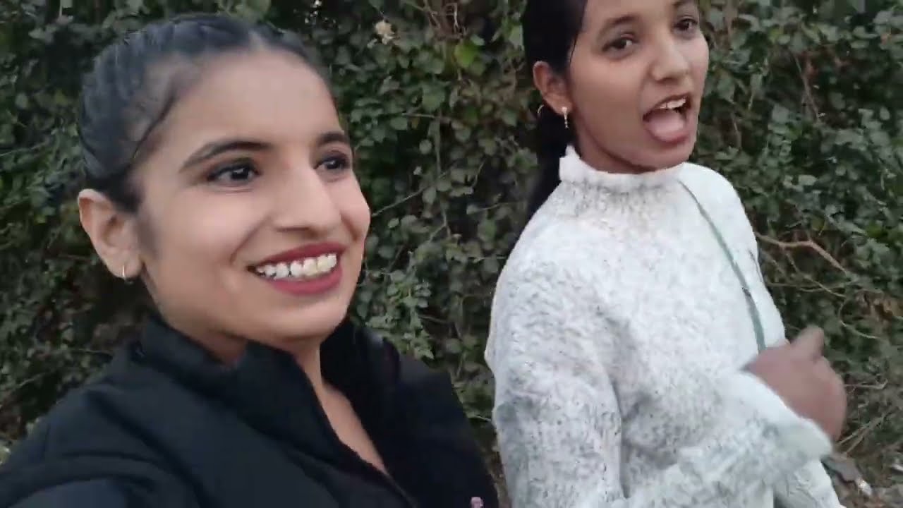 Hum Kha Pahuch Gaye 😀✨ |Anjali Gyanchandani 
