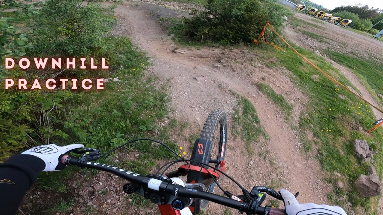 Last Minute Downhill Practice in Oberhof