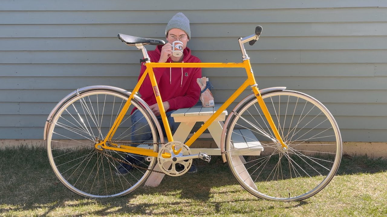 I bought a yellow bicycle