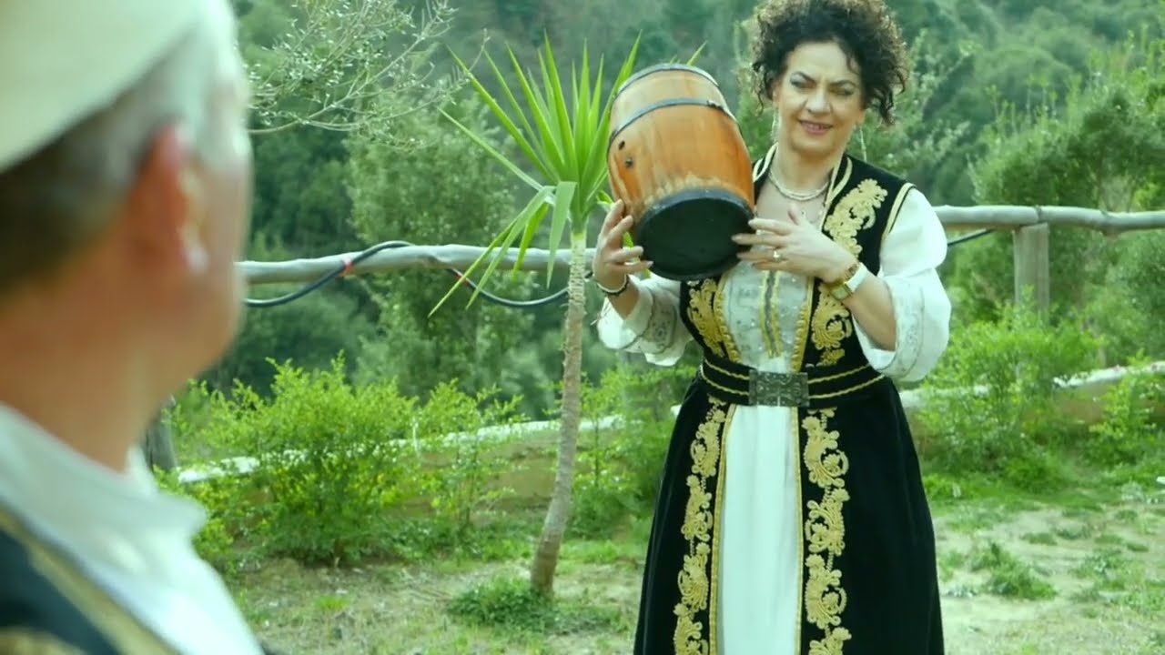 Djemte e Vlores - Vashe labe me sy shkruar