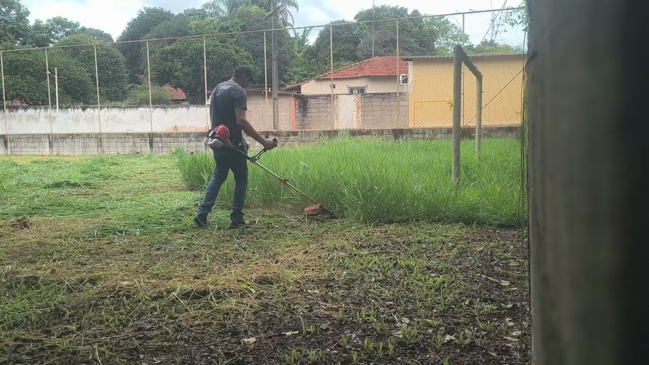 Roçando campo de futebol na chácara ep 1