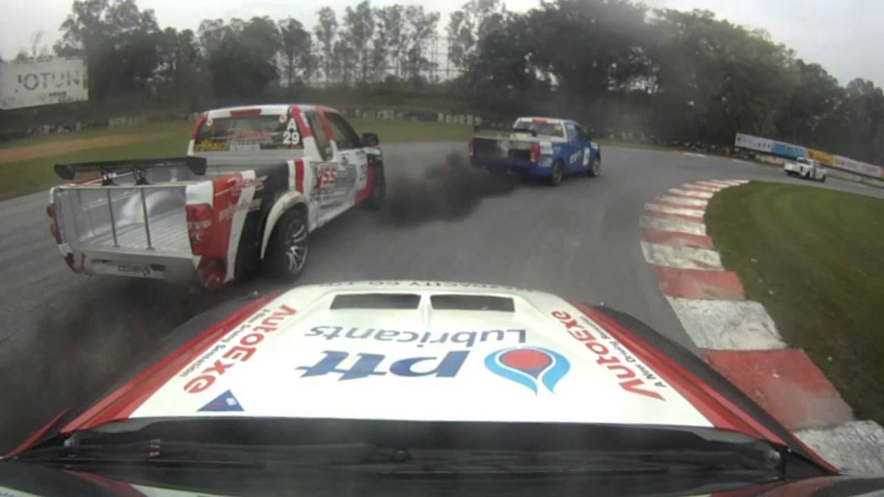 Mazda BT-50 by Pete Thongchua in Thailand Super Series 2013/Thailand Super Pickup [Official]