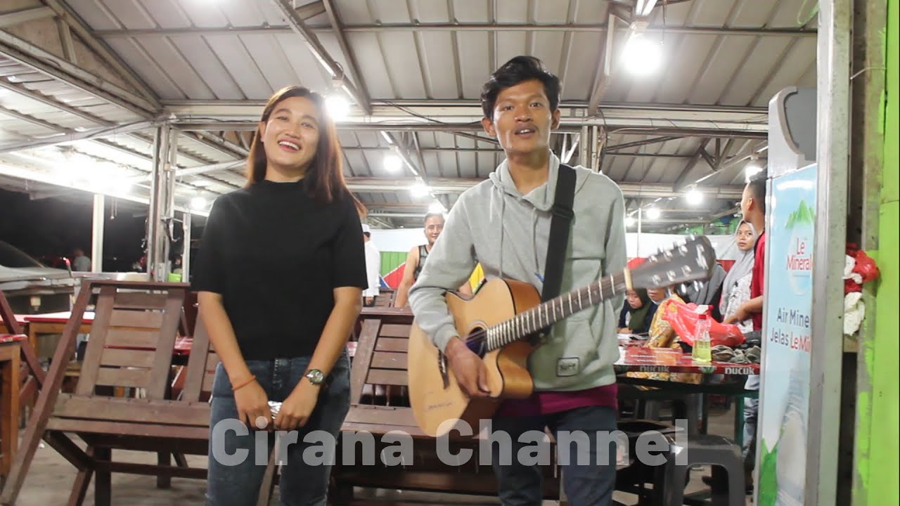 pengamen ini disawer SATU JUTA oleh pengunjung