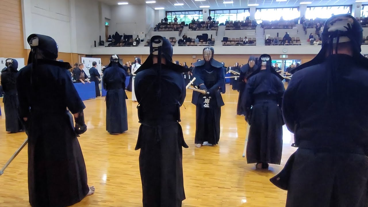 第121回全日本剣道演武大会東京都8段岩佐先生×李ナンス稽古121회전일본검도연무대회토쿄 8단 이와사선생님×이남수관장 계고
