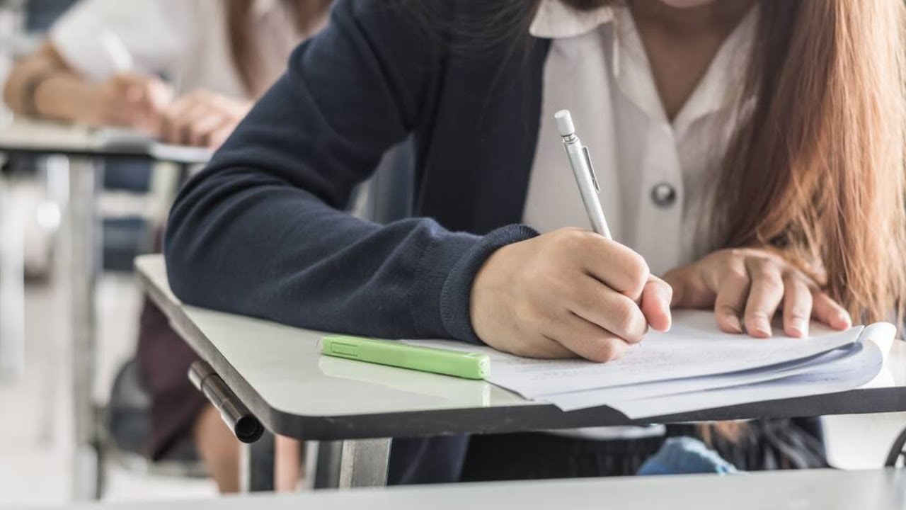 Trio of Saskatoon, Regina school divisions ask province for mid-year funding adjustment