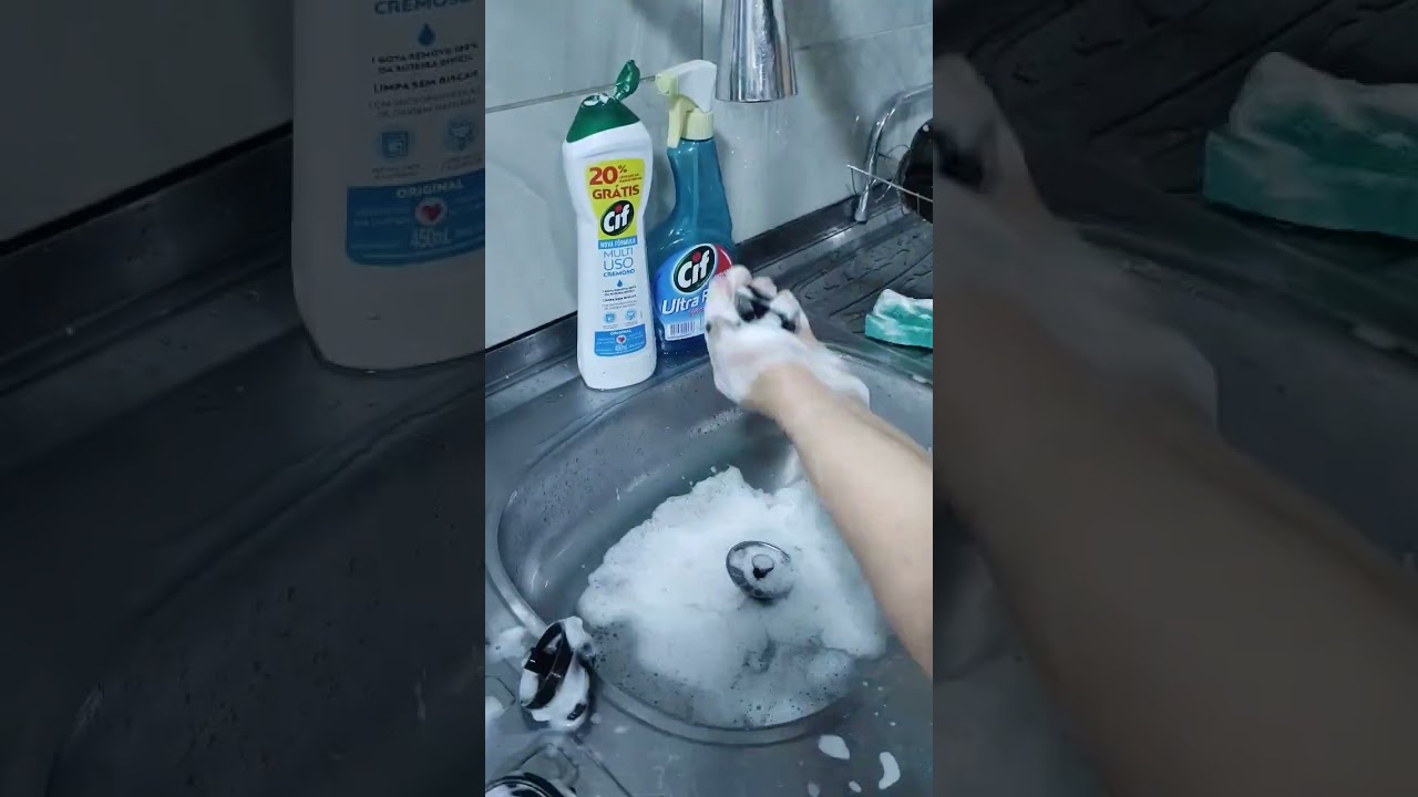 vem conferir o melhor produto de limpeza para fog&atilde;o inox CIf cremoso limpeza milagrosa