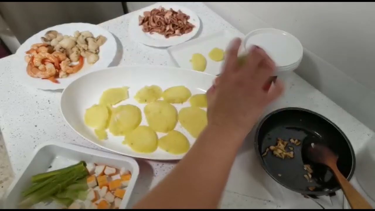 Ensalada de marisco con +Tomate ahumado