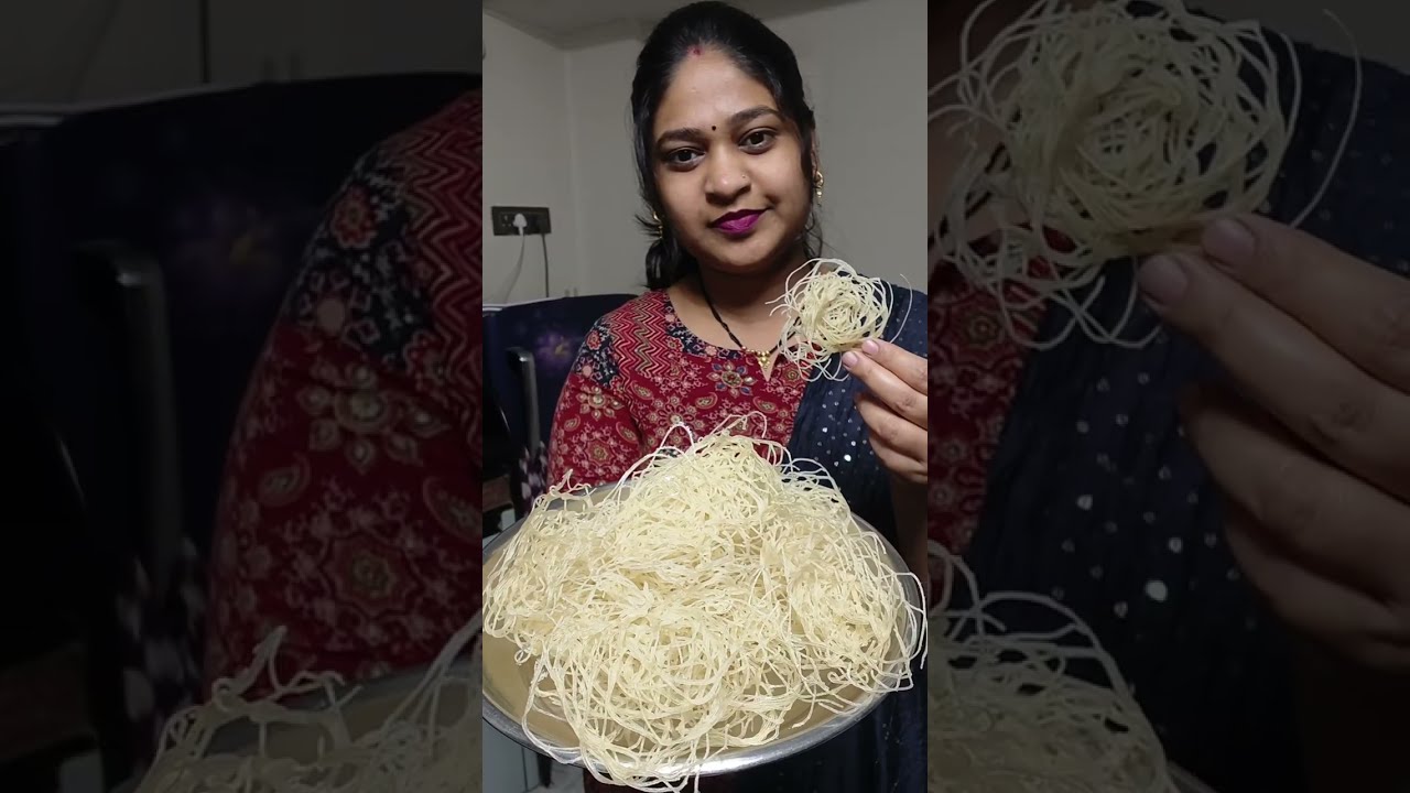 फक्त पाणी मिक्स करा आणि कुरडई बनवा | Kurdai Recipe Marathi | तांदळाच्या पिठाची कुरडई | वाळवण रेसिपी 
