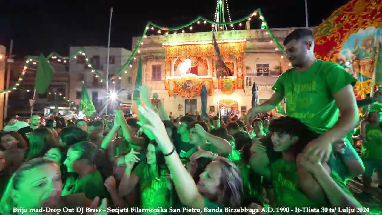 Marċ tat-Tlieta 2024 - Briju mad-Drop Out DJ Brass wara l-Marċ fil-Pjazza.