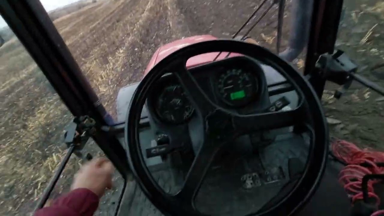 Продолжаю пахать на МТЗ 1523 с  ПЛН 5-35 🚜🚜🚜🤘🤘🤘
