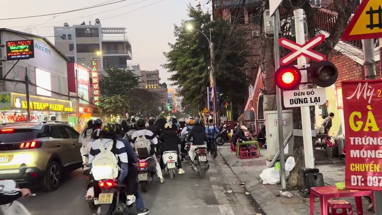Hải Phòng by noon 