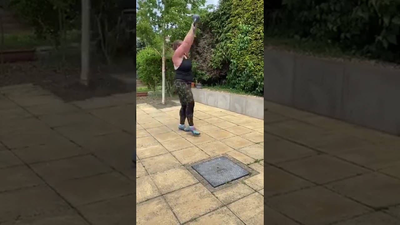 Hammer Throw Technical Training Drills - 10 Kettle Bell Swings (set of 12) by England Throws Camps