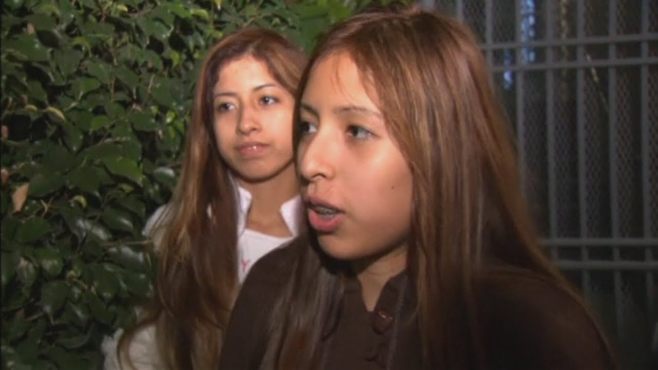 Justin Bieber fans flock to star's Miami hotel after he was released from jail