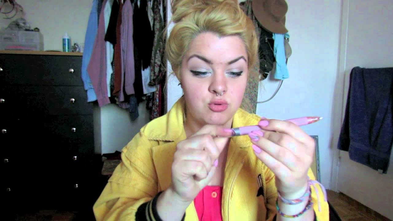 QU'EST-CE QU'IL Y A DANS MON SAC D'ÉCOLE ?