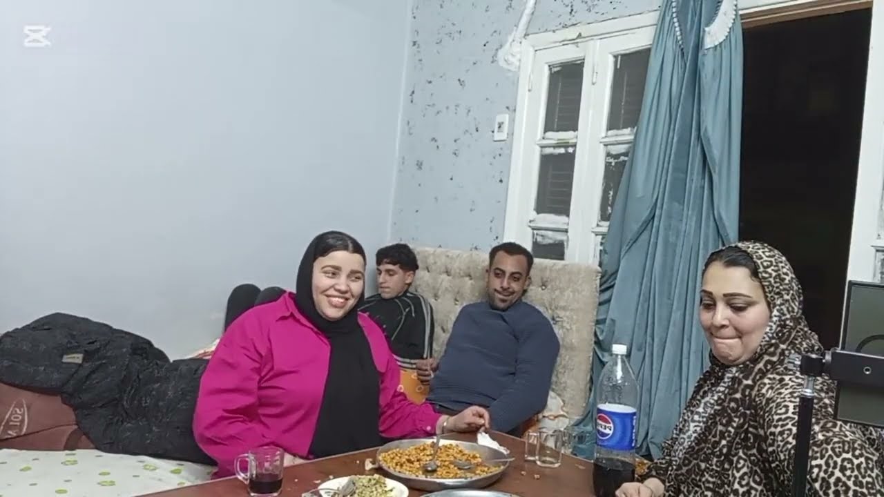 رحنا سحرنا عند حماتي وحماتي فاجئتني  بالسحور اللي هي عاملاه 🤔❤️💯💯