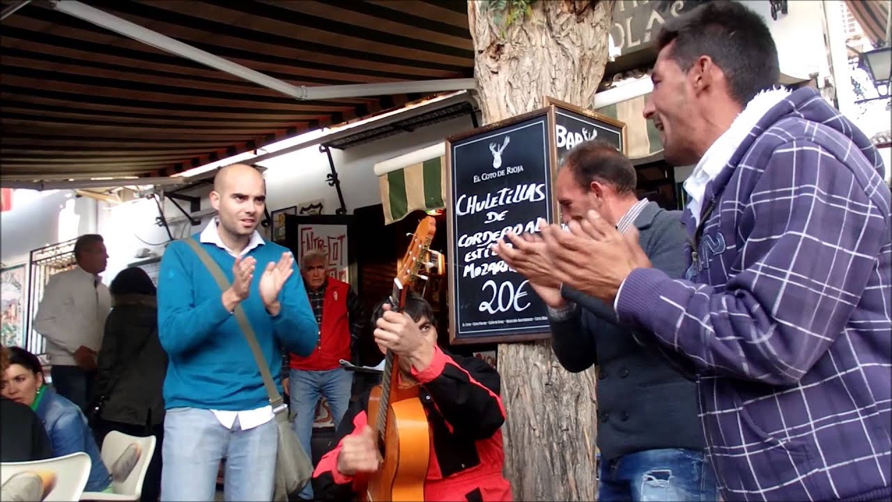 Musica en el bar del Kiki - Mirador de San Nicolas - Granada -  Spain