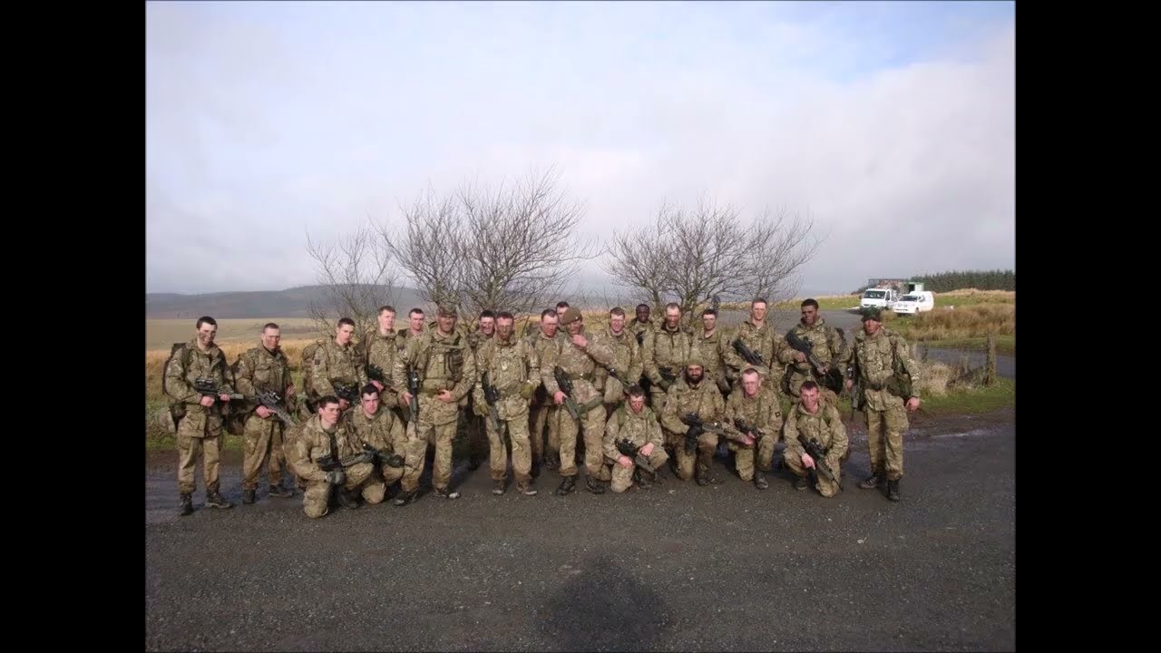 SCOTS GUARDS SENNYBRIDGE AND BRECON BEACONS