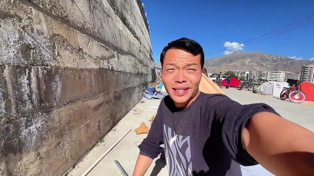 跟捡的藏族小姐姐吵架了，半夜跑了我该怎么办 #结伴旅行 #户外