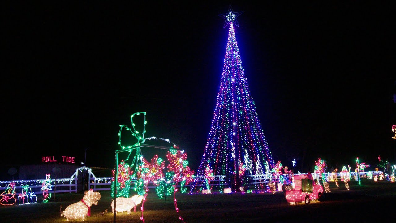 Sowell Family WINS with 15 Acres of Holiday Joy - The Great Christmas Light Fight