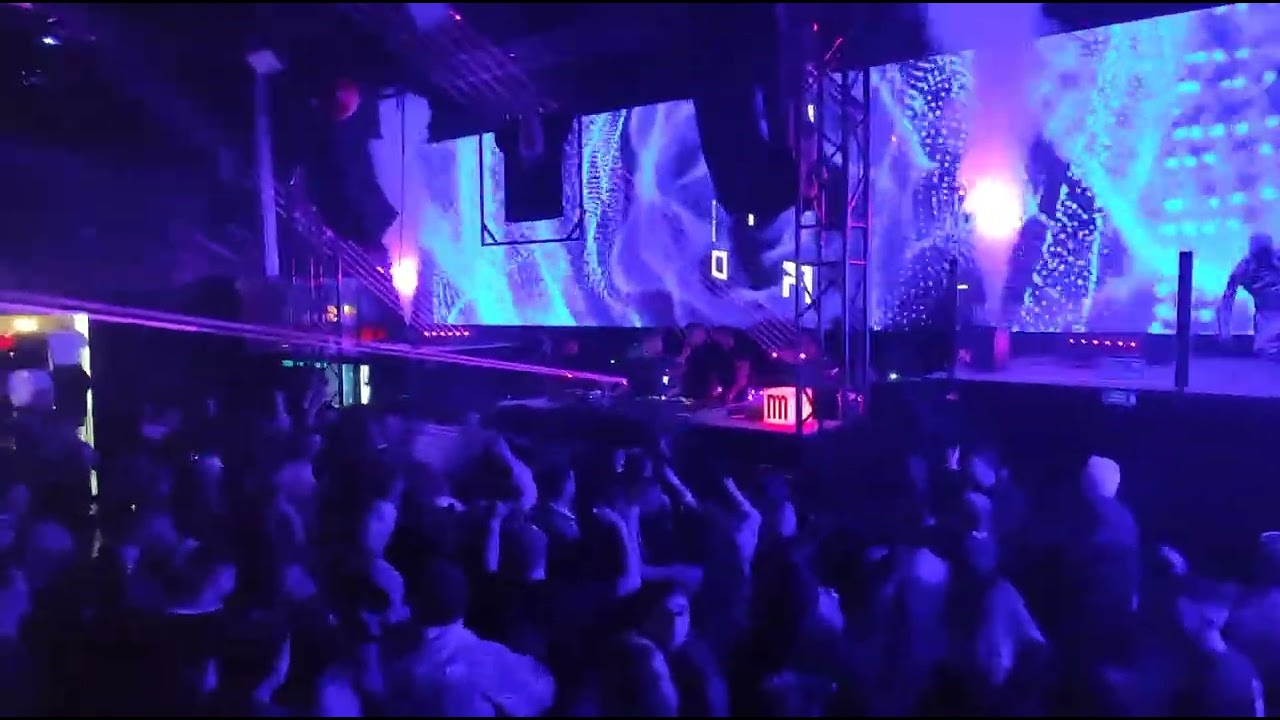 Carlos Agraz El patio Metro Dance Club 