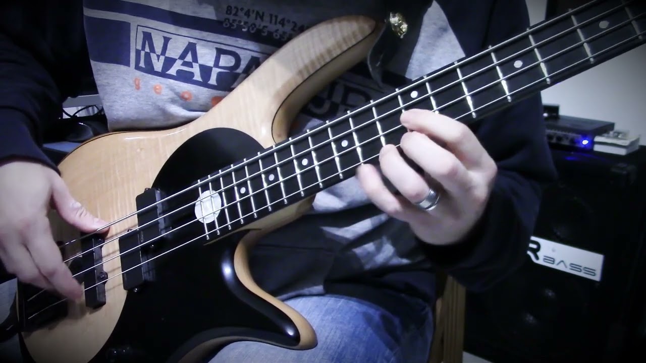Bass Solo #7 - Victor Wooten - Victa
