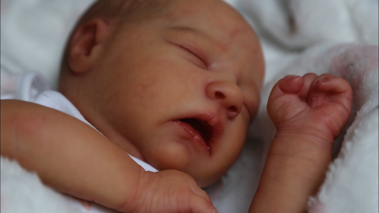 Realborn Alma by Bountiful Baby @bountifulbabyreborns #realborn #alma