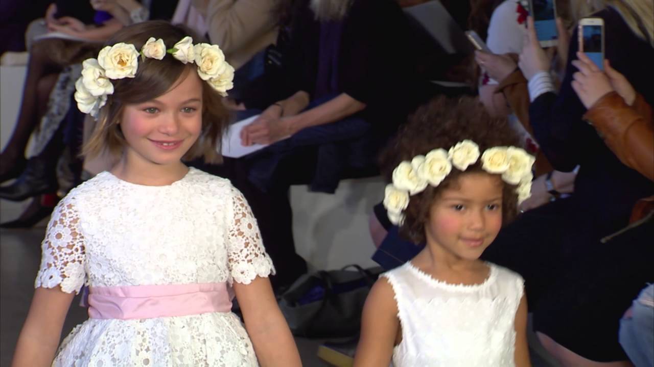 Oscar de la Renta Spring 2017 Bridal Show