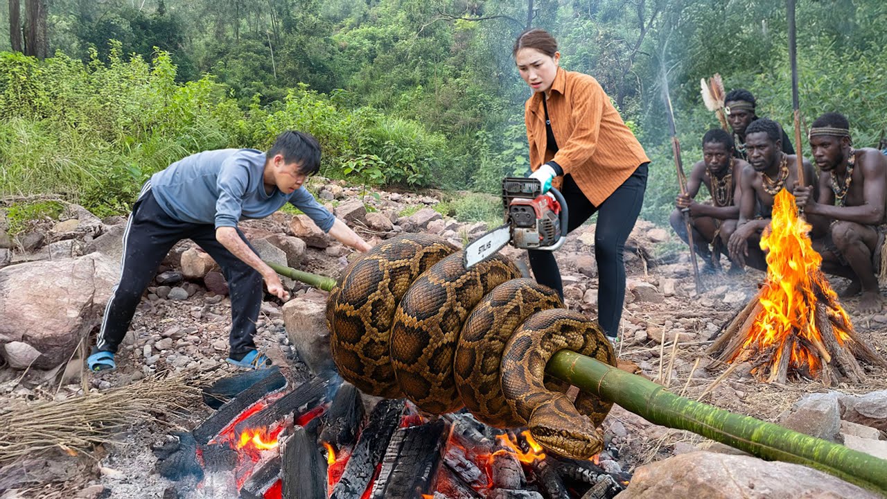 Harvesting +1000kg Deadly Venomous Snakes in Wild Swamp, Last One Shocked Us | Wild Survival