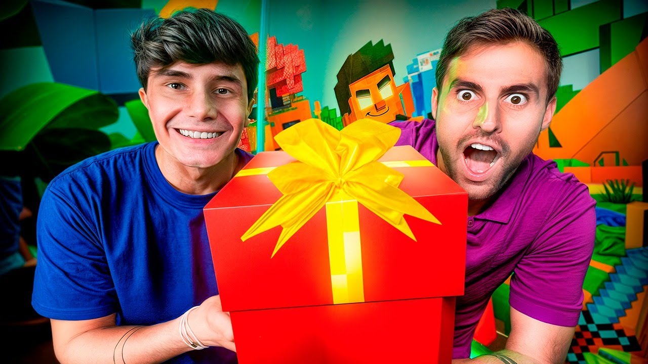 O PAC ME DEU UM PRESENTE DO MINECRAFT!!
