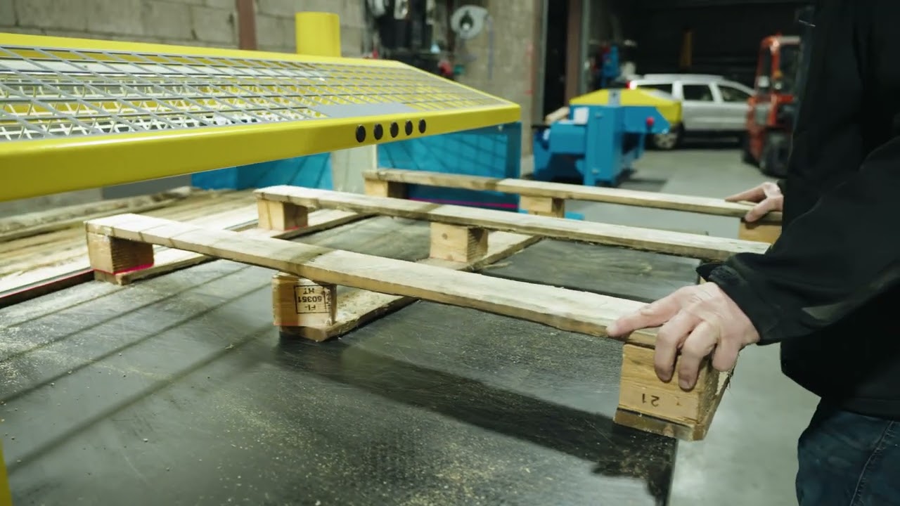 Removing Complete Dismanteling Pallet