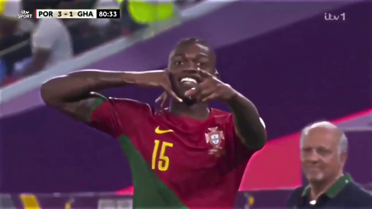 Rafael Leao Portugal celebration | 4k clip for edits