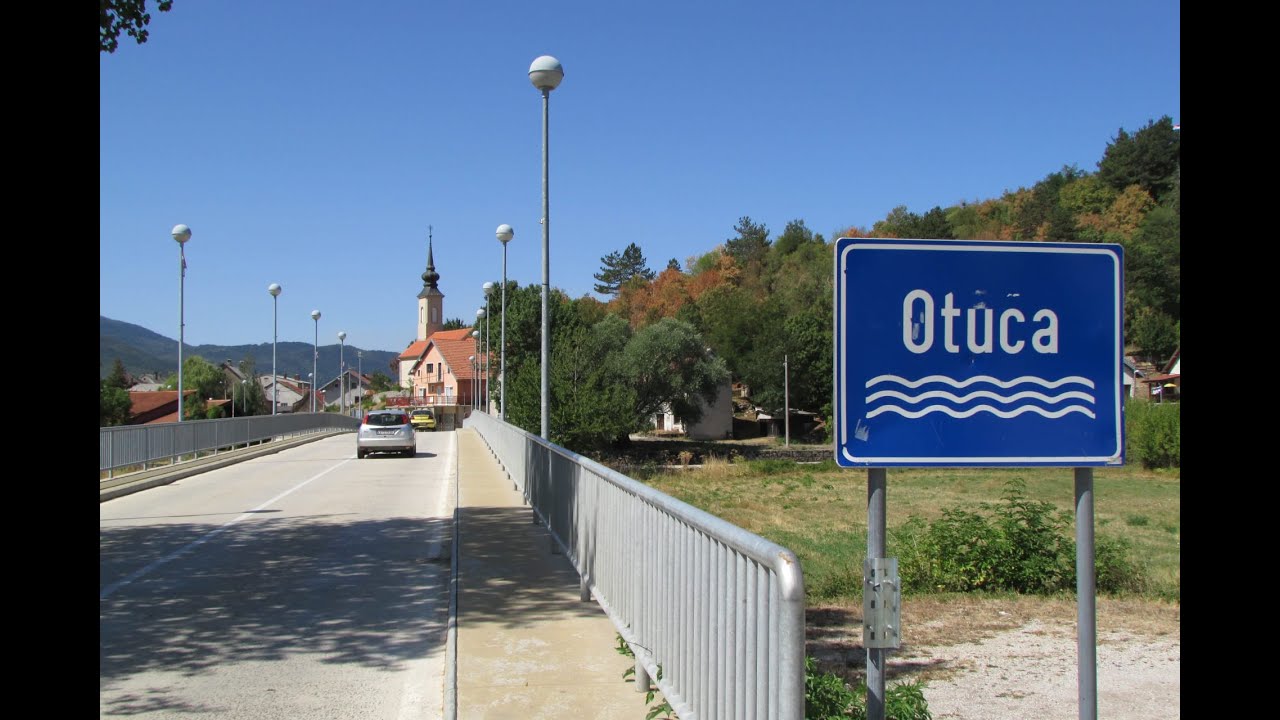 LIKA - LIČKI GRADIĆ GRAČAC KOJEG MLADI NAPUŠTAJU....