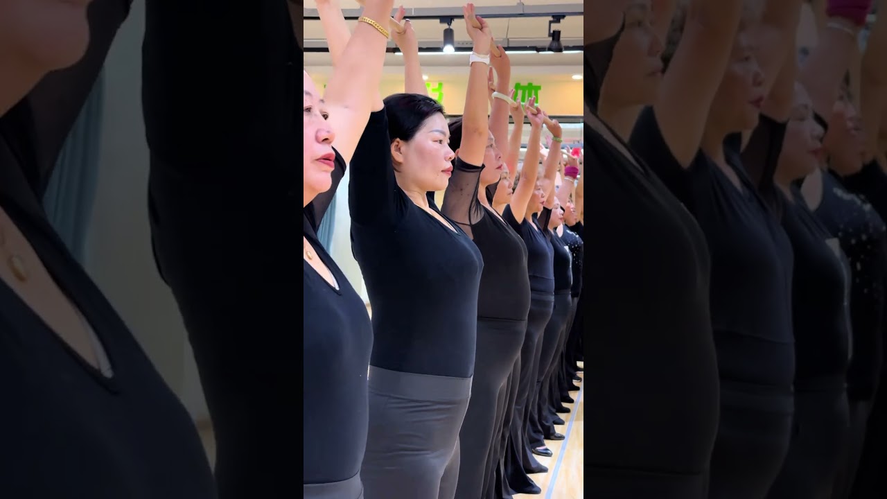 Innovative Chinese Full-Body Routine Designed to Correct Posture and Sculpt Your Frame #Shorts