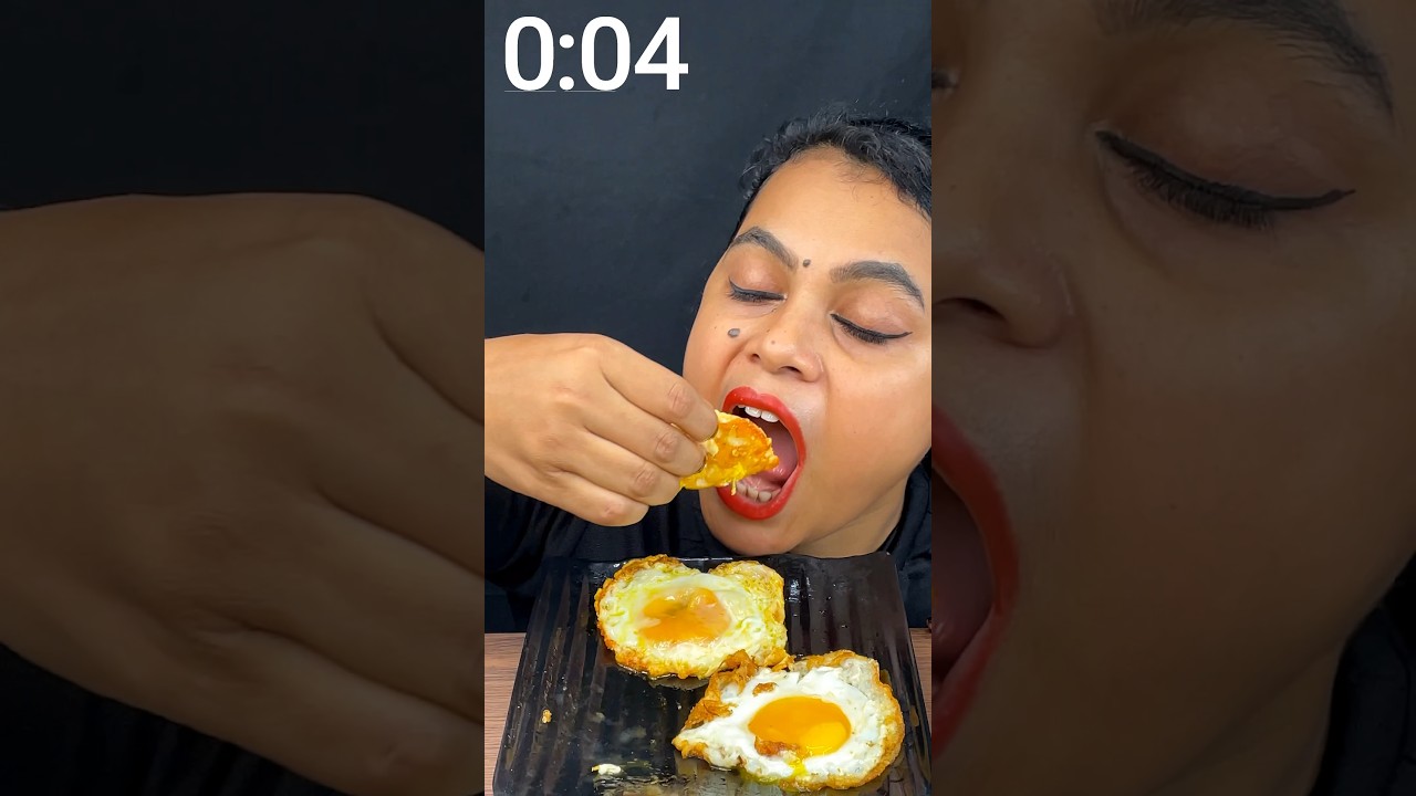 Sunny 😋 Side up Egg Poach Eating Challenge #eatingchallenge #ytshorts #shorts