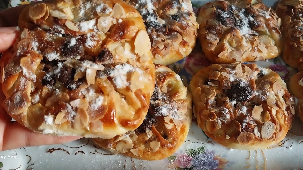 فطائر معمرة بحشوة ملكية مذاقها خيالي  جربوها  وردو علية الخبار شي حاجة طوووب